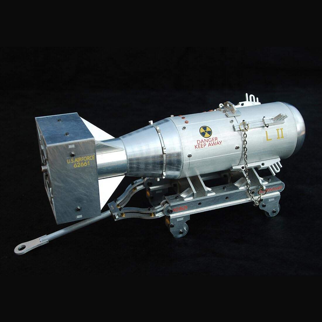 1/12 Full Metal WWII American Little Boy Nuclear Bomb Assembly Model
