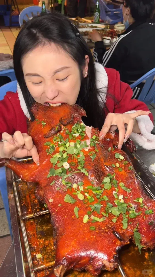 😍Whole Roasted Suckling Pig 🐷- Premium Quality, Fast 2-Day US Shipping!