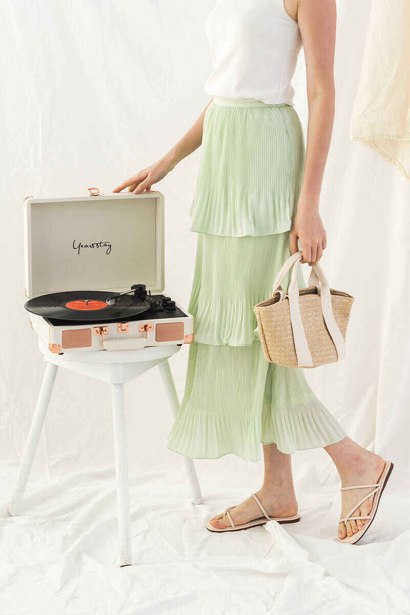 Strappy Sliders in Cream