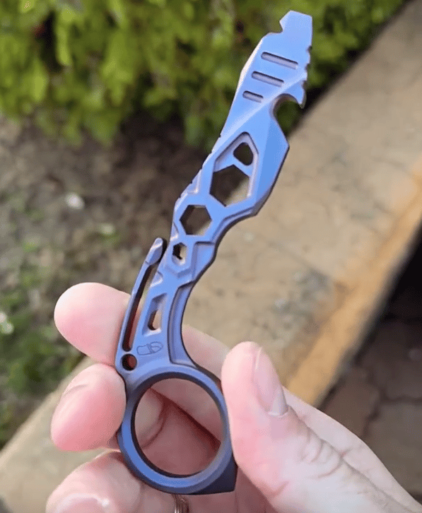⚙️Sebastian Irawan designs Kansept G008 series titanium multi-purpose EDC tools💪
