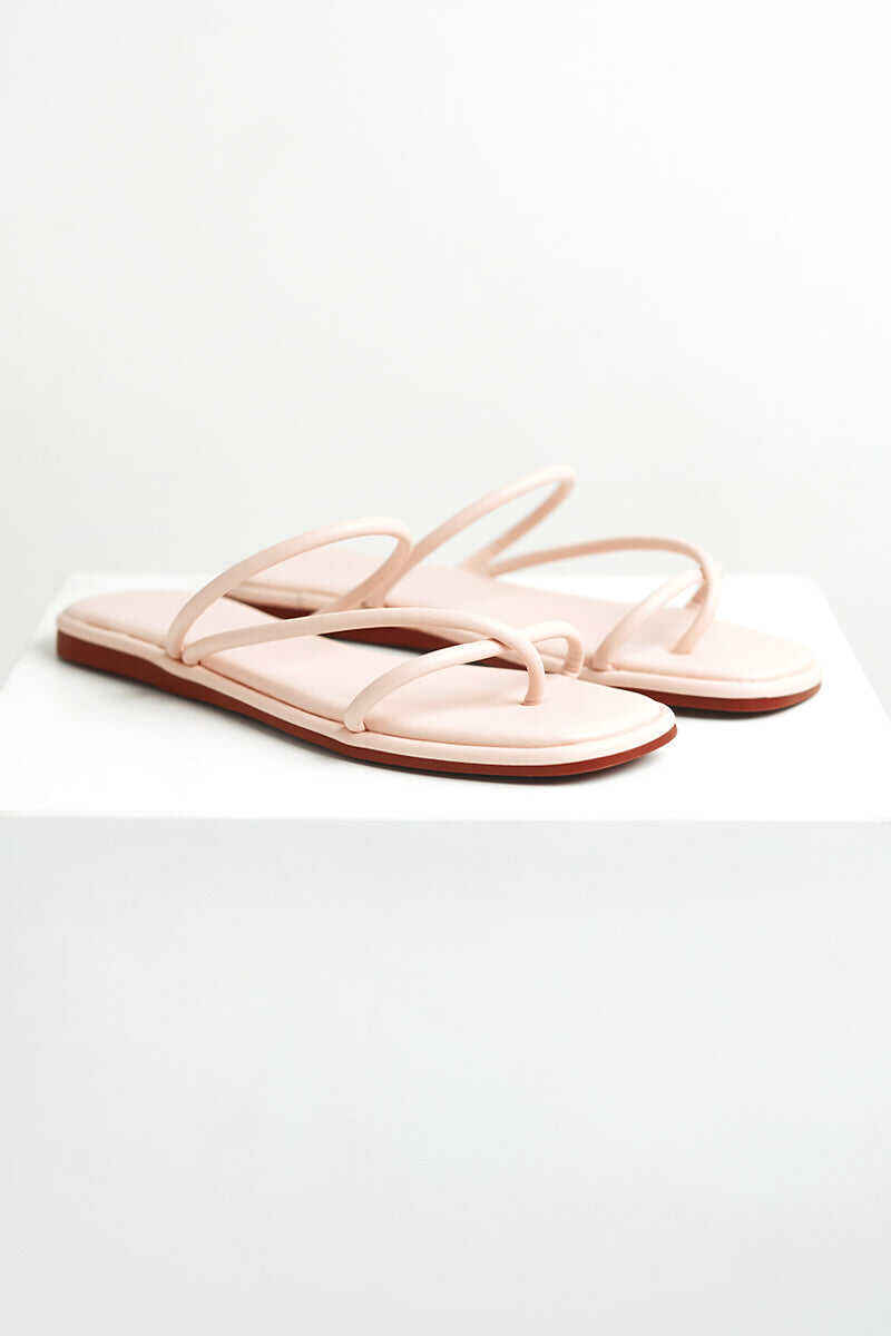 Strappy Sliders in Cream