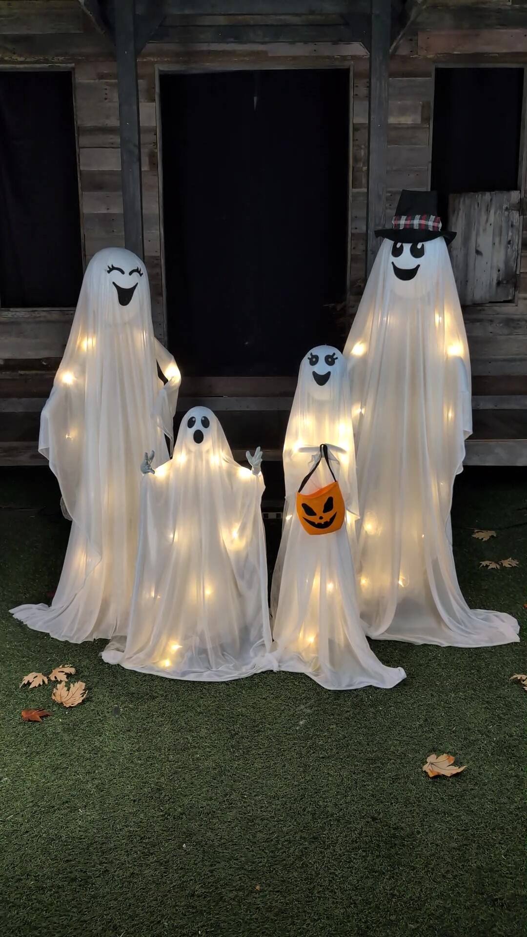 5.25FT Light Up High Spirited Ghost Family Halloween Decoration - Scream Saver