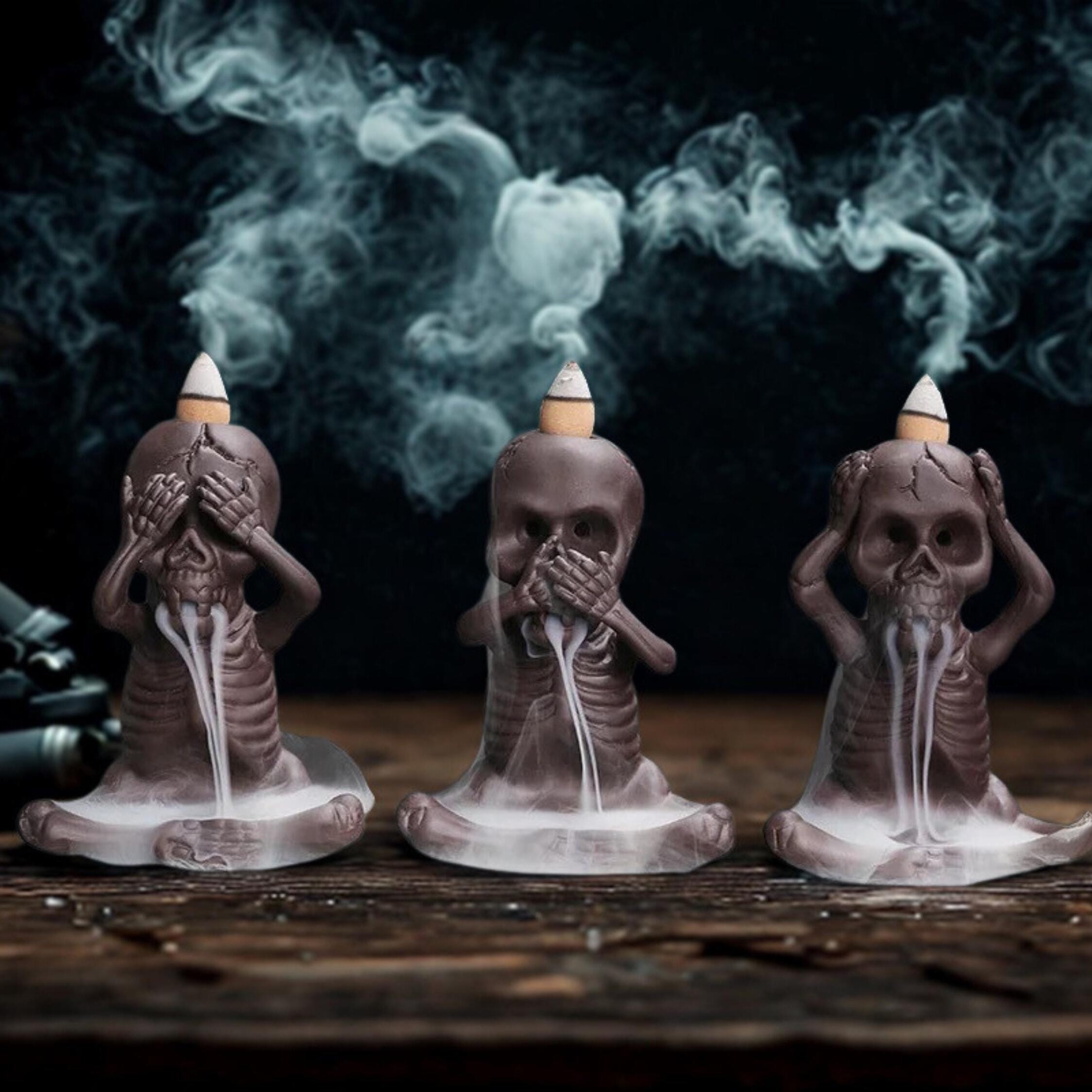 🔥LAST DAY 50% OFF - Gothic Skeleton Backflow Incense Burner