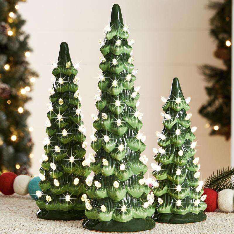 🎉Hand-Painted Tabletop Christmas Trees🎄