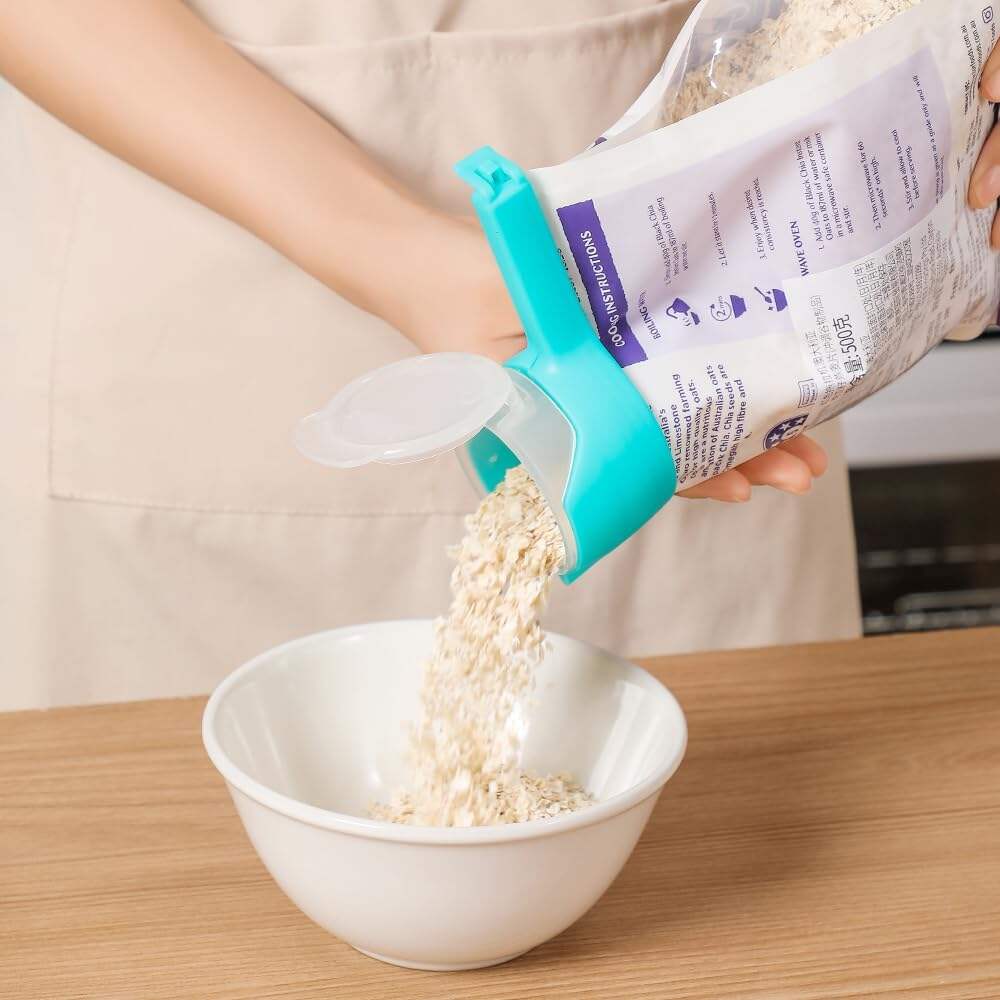 Food Clip Set with Pour Spout, 4PCS Seal and Pour Bag Clip with Spout for Food Snacks (Round)