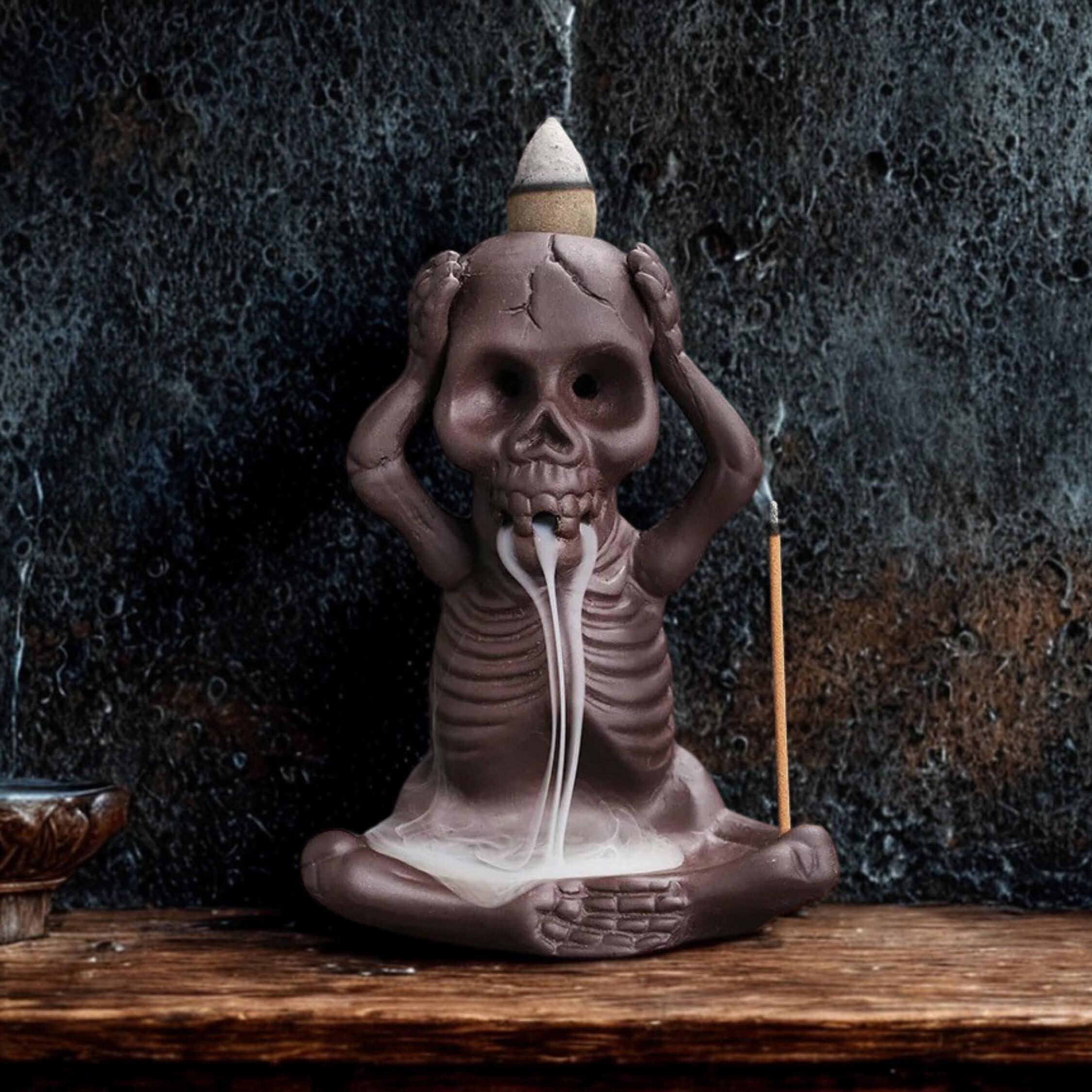 🔥LAST DAY 50% OFF - Gothic Skeleton Backflow Incense Burner