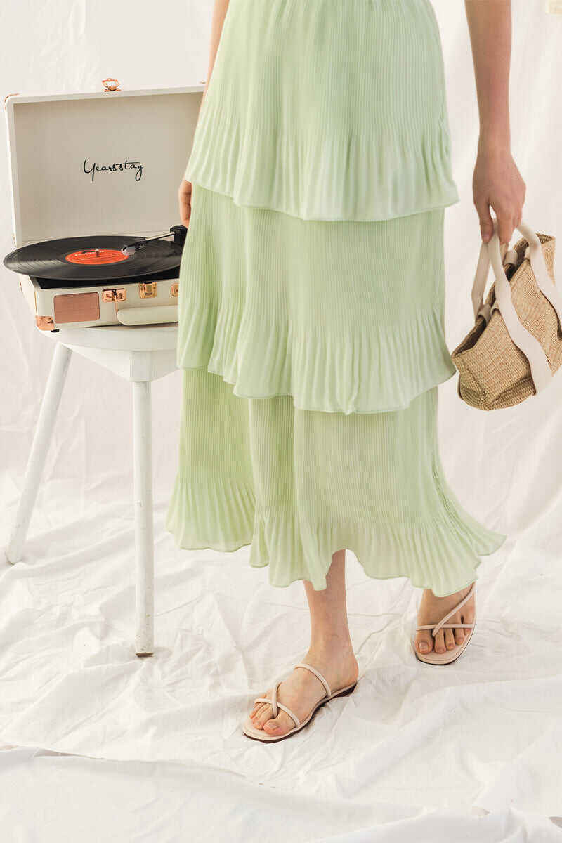 Strappy Sliders in Cream